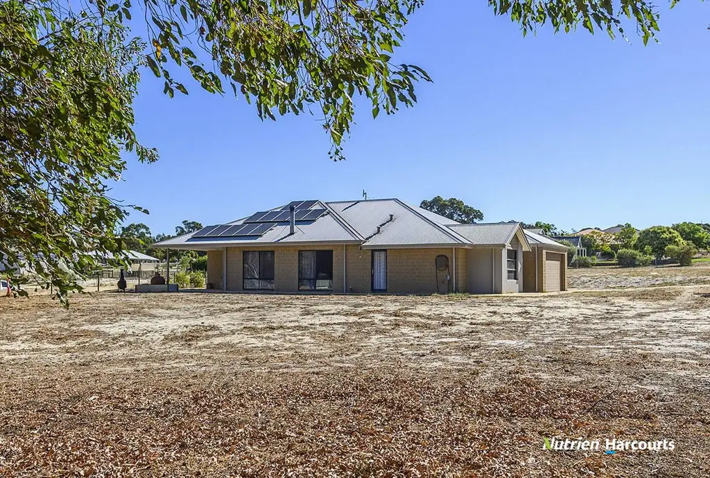 Adam Shields Realty | 5 Cairn Crescent GINGIN WA