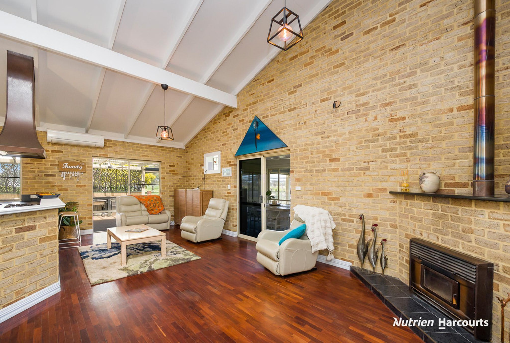 Adam Shields Realty | 1196 Bennies Road WANERIE WA