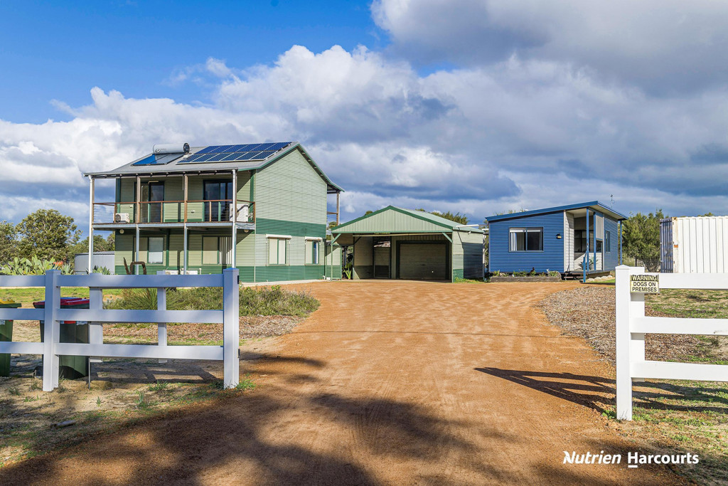 Adam Shields Realty | 50 Crest View, Lennard Brook GINGIN WA