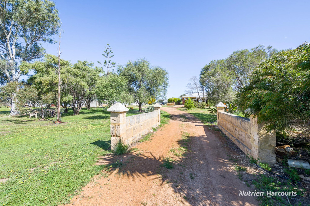 Adam Shields Realty | 1196 Bennies Road WANERIE WA