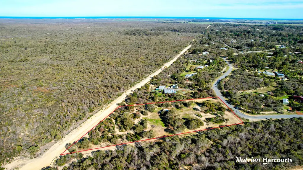 Adam Shields Realty | 151 Woolly Bush Loop WOODRIDGE WA