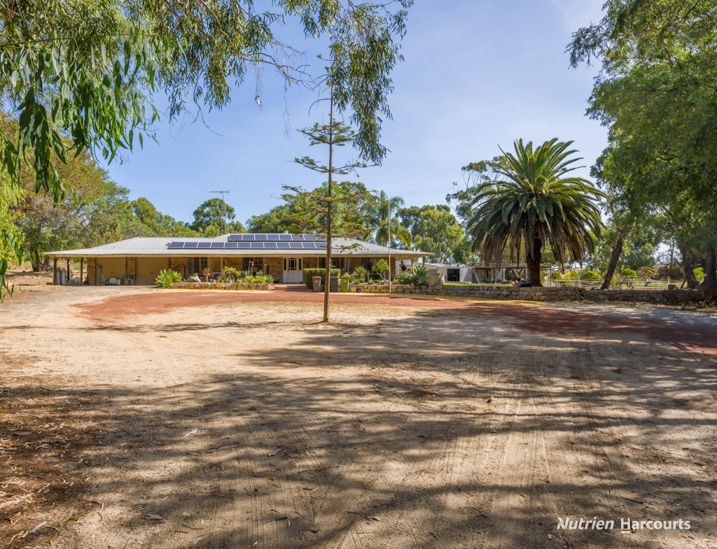 Adam Shields Realty | 415 King Drive WOODRIDGE WA