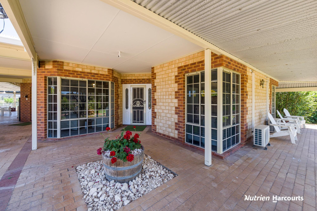 Adam Shields Realty | 1196 Bennies Road WANERIE WA