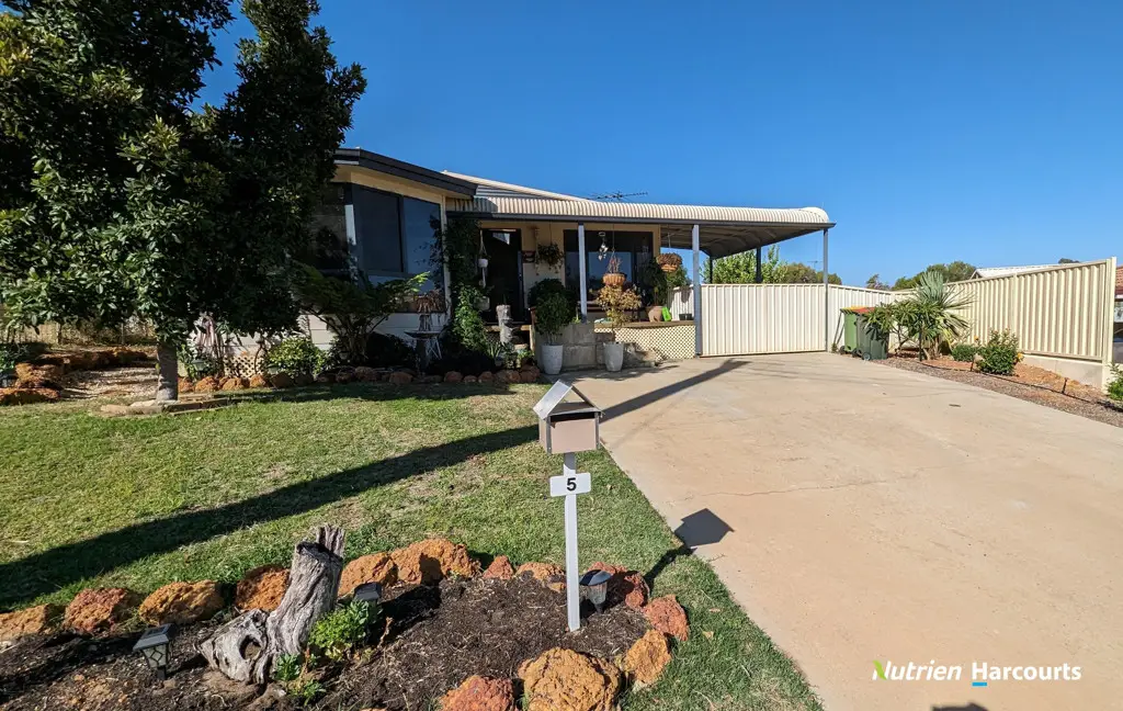 Adam Shields Realty | 5 Spotters Court GINGIN WA
